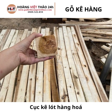 Cục kê lót hàng hóa 150 x 150 x 220mm